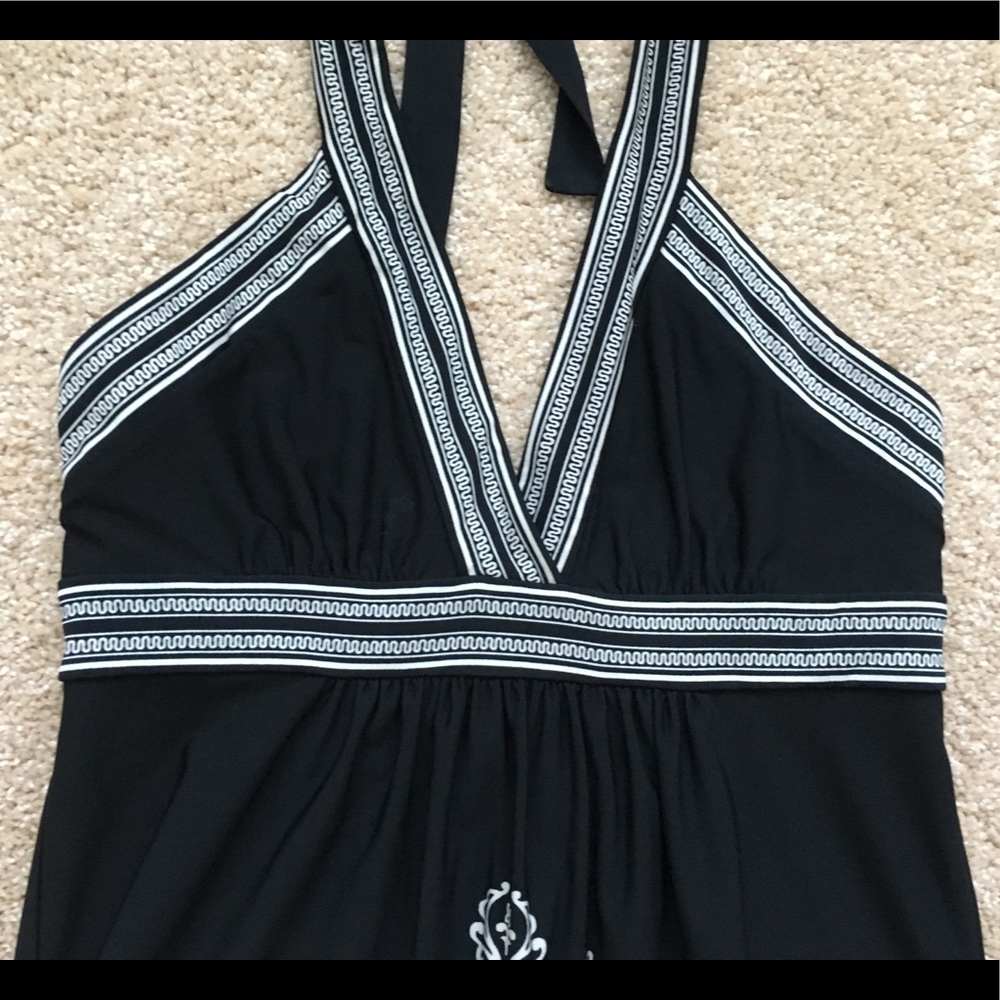 💕HP💕 EUC BCBG halter neck dress - Picture 2 of 6
